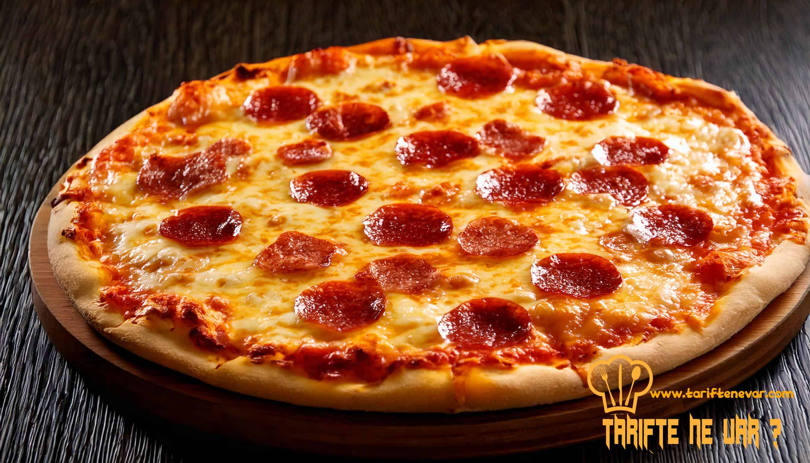Türk Pizza Sucuk ve Kaşarlı Tarifi